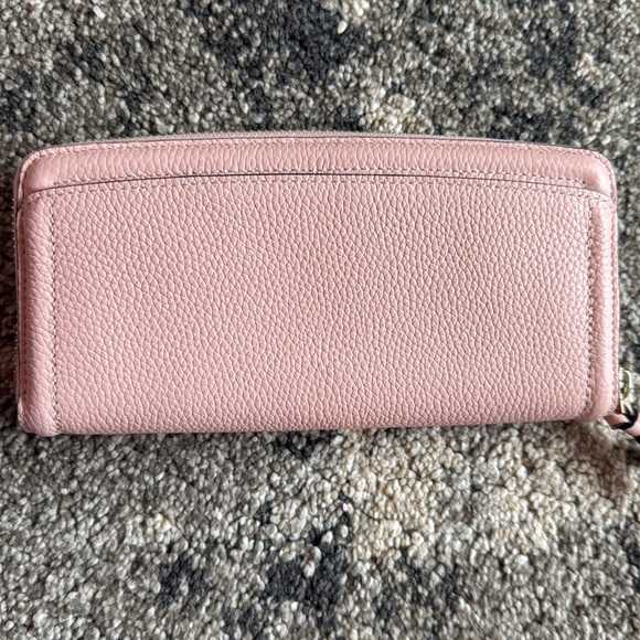 Kate Spade - Picture 14 of 15